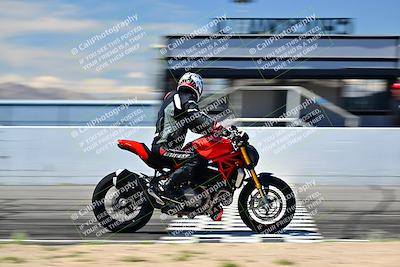 media/Mar-25-2024-Moto Forza (Mon) [[8d4319bd68]]/4-Novice Group/Session 4 Front Straight Speed Pans/